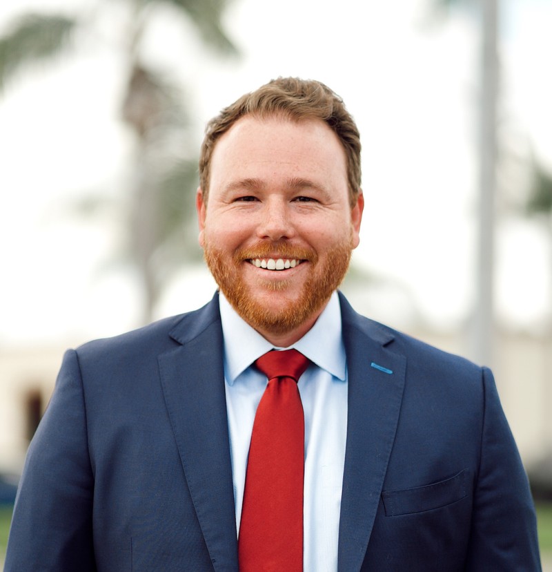 Cody Leivas, Principal